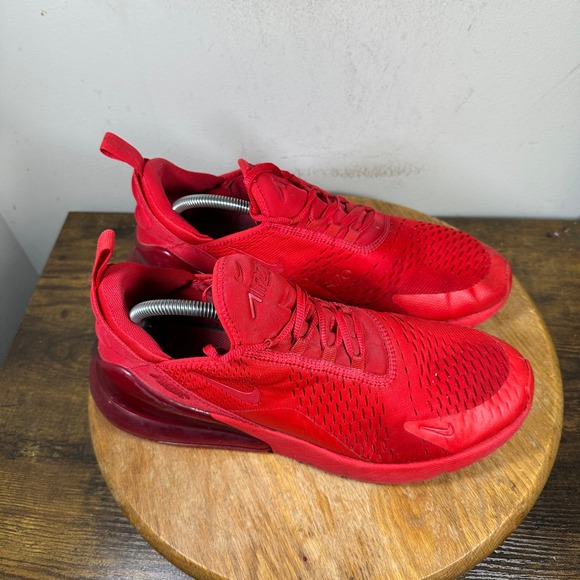 Nike Air Max 270 Triple Red Mens Size 11 Shoes Sneakers Athletic CV7544-600 - Picture 1 of 10
